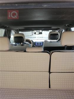 جیپ گراند شیرۆکی